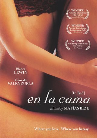 en la cama DVD